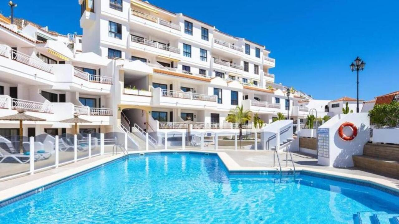 Greatly Located Apartment With Heated Pool, Los Cristianos Los Cristianos  Kültér fotó